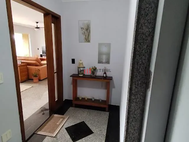 Apartamento com 234m² 3 quartos e 3 banheiros, à venda, no bairro Vila Fujita em Londrina