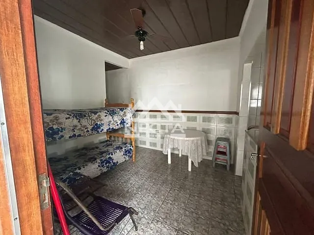 Casa com 352m² 3 quartos e 3 banheiros, à venda, no bairro Jardim Brasil em Caraguatatuba