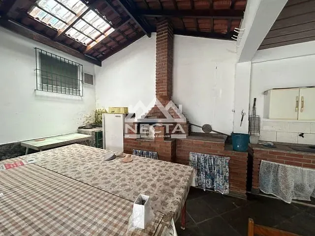 Casa com 352m² 3 quartos e 3 banheiros, à venda, no bairro Jardim Brasil em Caraguatatuba