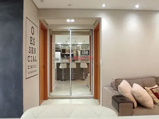 Apartamento 2 quartos e 3 banheiros, à venda, no bairro Vila Scarpelli em Santo André
