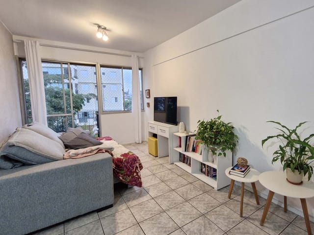 Apartamento com 75m² 3 quartos e 1 banheiro, à venda, no bairro Vila Suzana em São Paulo