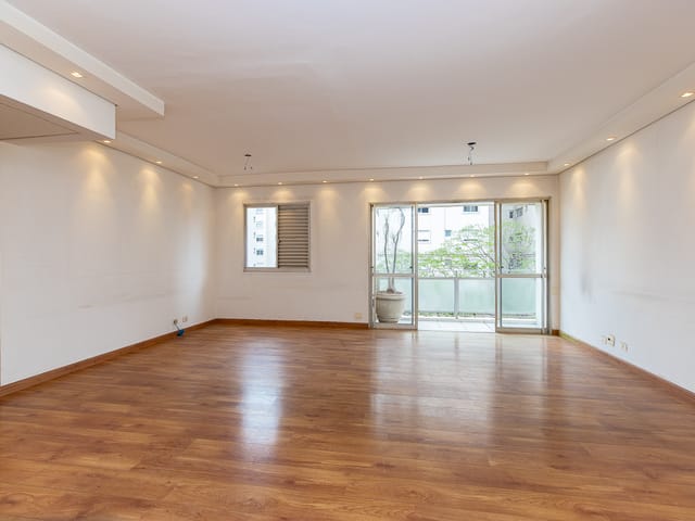 Apartamento com 170m² 2 quartos e 3 banheiros, à venda, no bairro Campo Belo em São Paulo