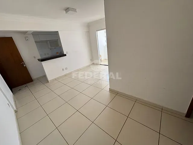 Apartamento com 65m² 2 quartos e 2 banheiros, para alugar, no bairro Setor Cândida de Morais em Goiânia