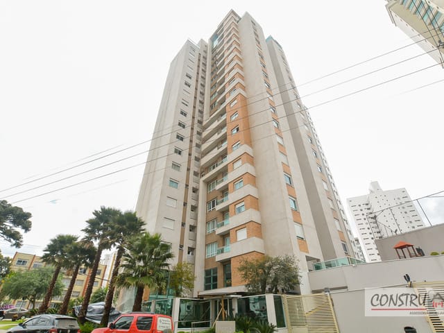 Apartamento 2 quartos e 2 banheiros, à venda, no bairro Água Verde em Curitiba