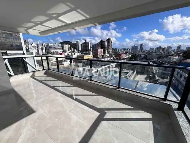 Apartamento 2 quartos e 2 banheiros, à venda, no bairro Centro em Itajaí