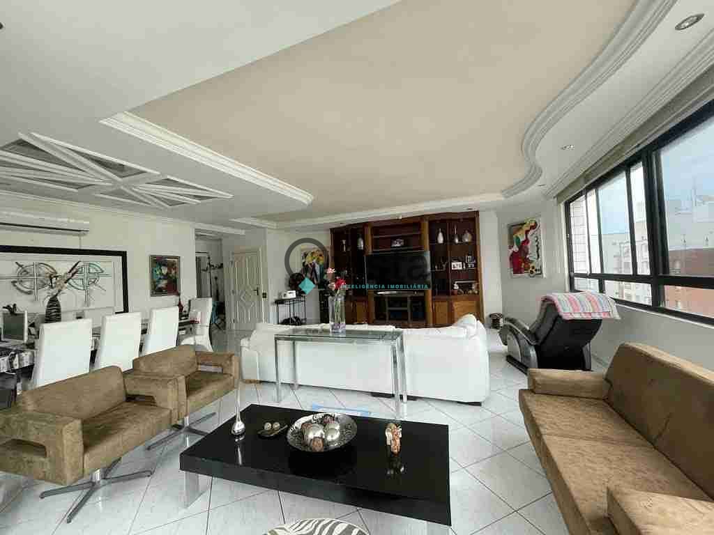 Apartamento, 3 quartos, 190 m² - Foto 12