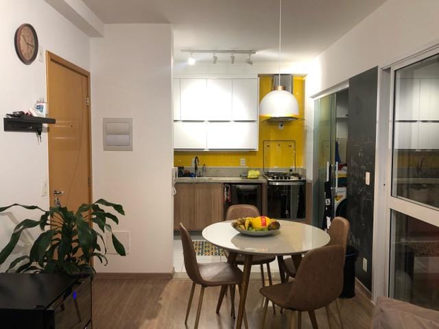 Foto do Apartamento - Apartamento com 2 dormitórios para alugar, 80 m² por R$ 1.990,00/mês - Jardim Veneza - São José dos Campos/SP | RUSSI IMÓVEIS