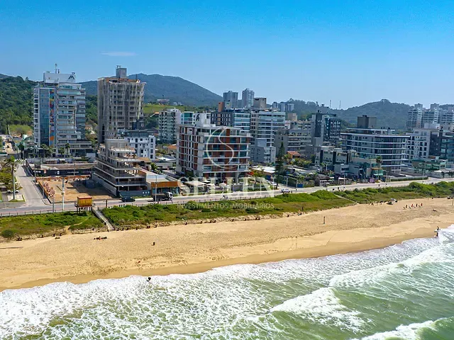 Apartamento com 567m² 4 quartos e 8 banheiros, à venda, no bairro Praia Brava em Itajaí