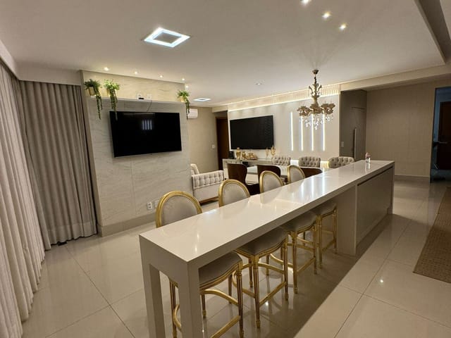 Apartamento 3 quartos e 4 banheiros, à venda, no bairro Setor Oeste em Goiânia