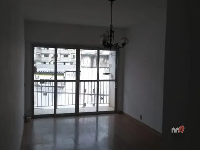 Apartamento 2 quartos e 2 banheiros, à venda, no bairro Centro em Petrópolis