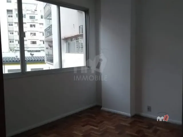 Apartamento 2 quartos e 2 banheiros, à venda, no bairro Centro em Petrópolis