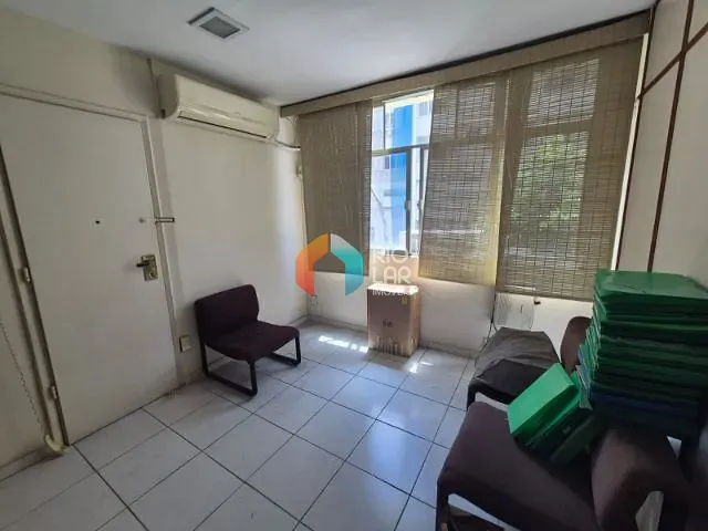 Apartamento com 37m² 1 quarto e 1 banheiro, à venda, no bairro Copacabana em Rio de Janeiro