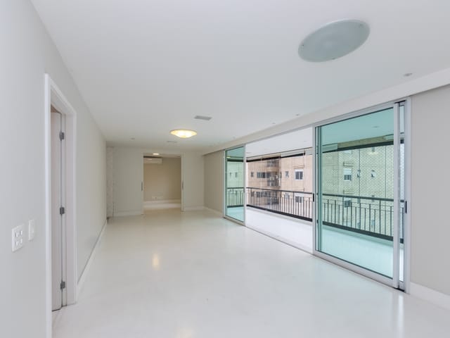 Apartamento com 246m² 3 quartos e 4 banheiros, à venda, no bairro Brooklin em São Paulo