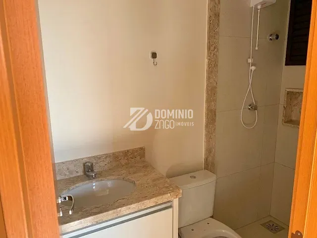 Apartamento com 110m² 3 quartos e 2 banheiros, para alugar, no bairro Santa Maria em Uberaba
