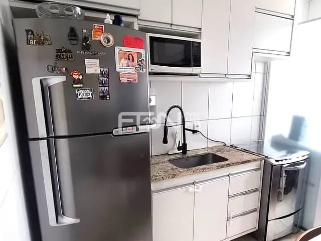 Apartamento 2 quartos e 1 banheiro, à venda, no bairro Buraquinho em Lauro de Freitas