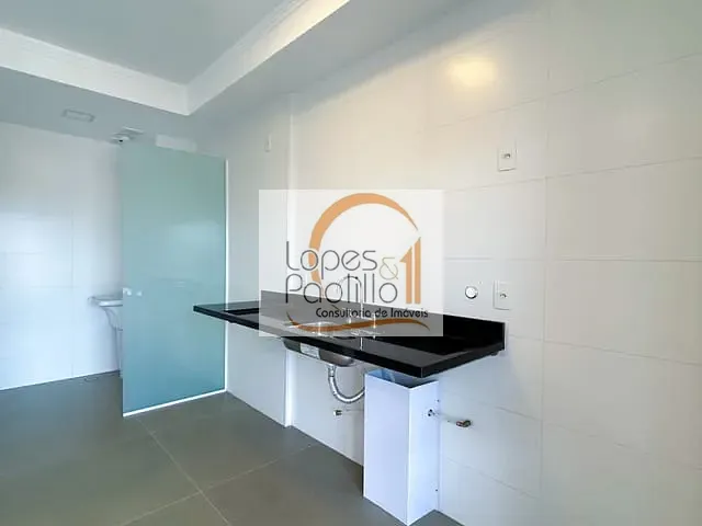 Apartamento 3 quartos e 2 banheiros, à venda, no bairro Vila Helena em Atibaia
