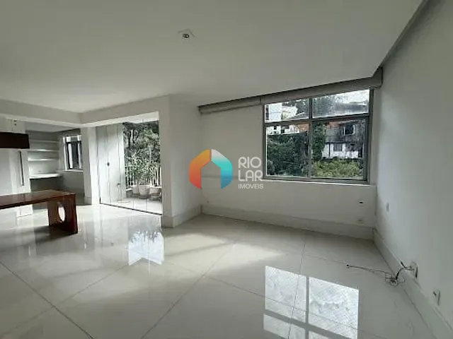 Apartamento com 135m² 3 quartos e 3 banheiros, à venda, no bairro Cosme Velho em Rio de Janeiro