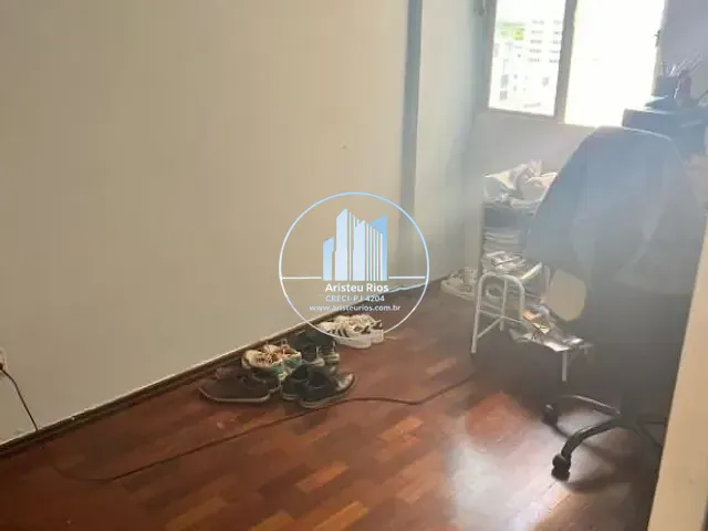 Apartamento com 169m² 3 quartos e 2 banheiros, à venda, no bairro Centro em Pouso Alegre