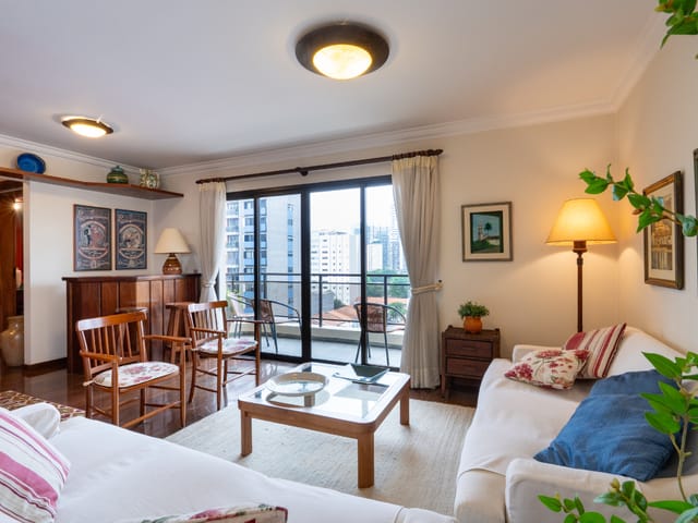 Apartamento com 156m² 4 quartos e 3 banheiros, à venda, no bairro Vila Olímpia em São Paulo