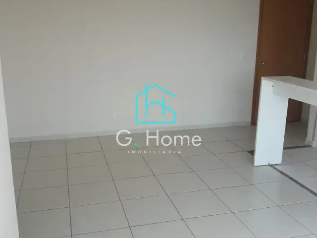 Apartamento com 98m² 3 quartos e 1 banheiro, à venda, no bairro Champagnat em Londrina