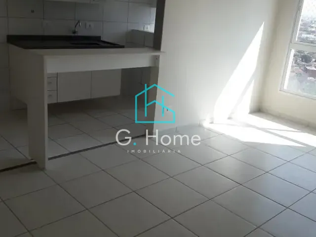 Apartamento com 98m² 3 quartos e 1 banheiro, à venda, no bairro Champagnat em Londrina
