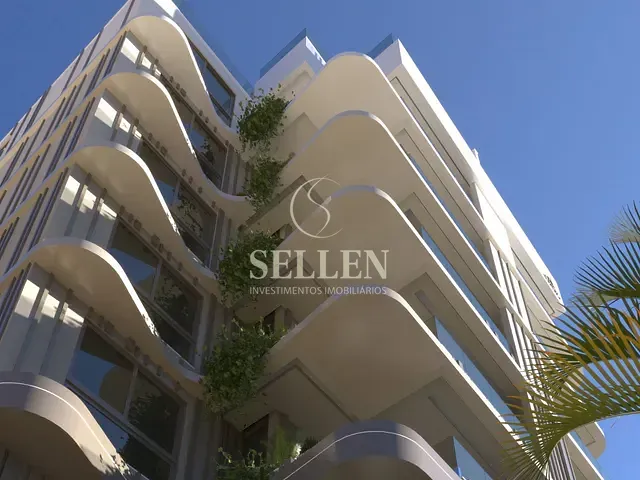 Apartamento com 352m² 4 quartos e 5 banheiros, à venda, no bairro Cabeçudas em Itajaí