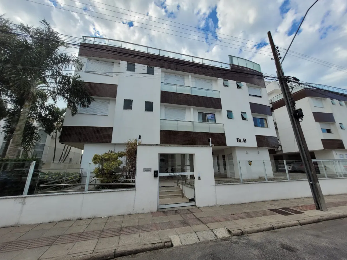 Apartamento para venda em Ingleses do Rio Vermelho com 3 quartos, sendo 1 suíte, 102m²