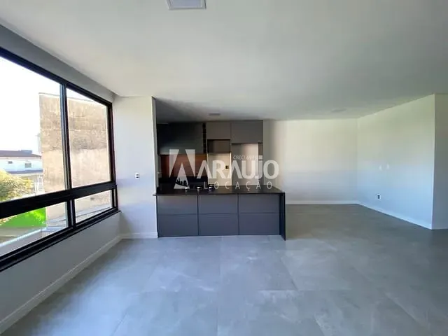 Apartamento 2 quartos e 3 banheiros, para alugar, no bairro Centro em Itajaí