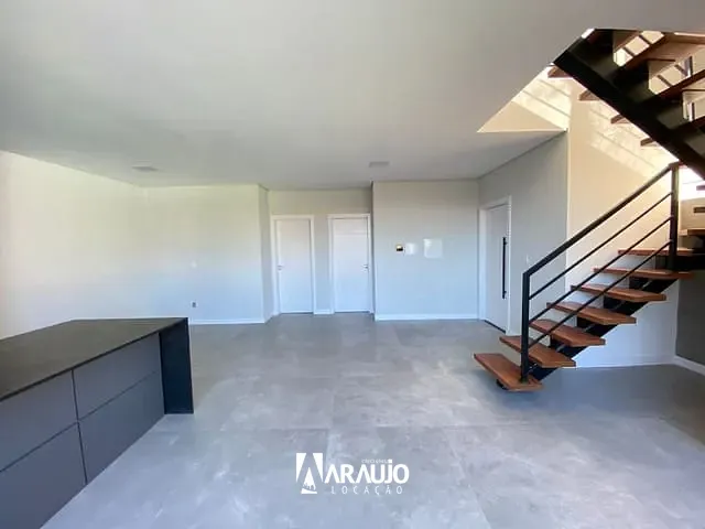 Apartamento 2 quartos e 3 banheiros, para alugar, no bairro Centro em Itajaí
