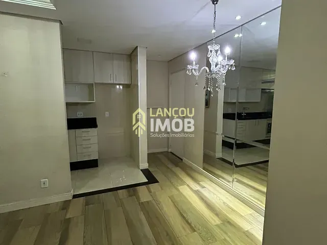 Apartamento 2 quartos e 1 banheiro, para alugar, no bairro Jardim Tamoio em Jundiaí