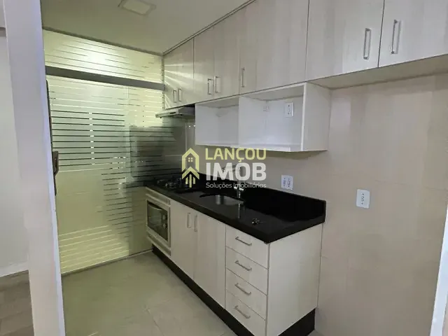 Apartamento 2 quartos e 1 banheiro, para alugar, no bairro Jardim Tamoio em Jundiaí