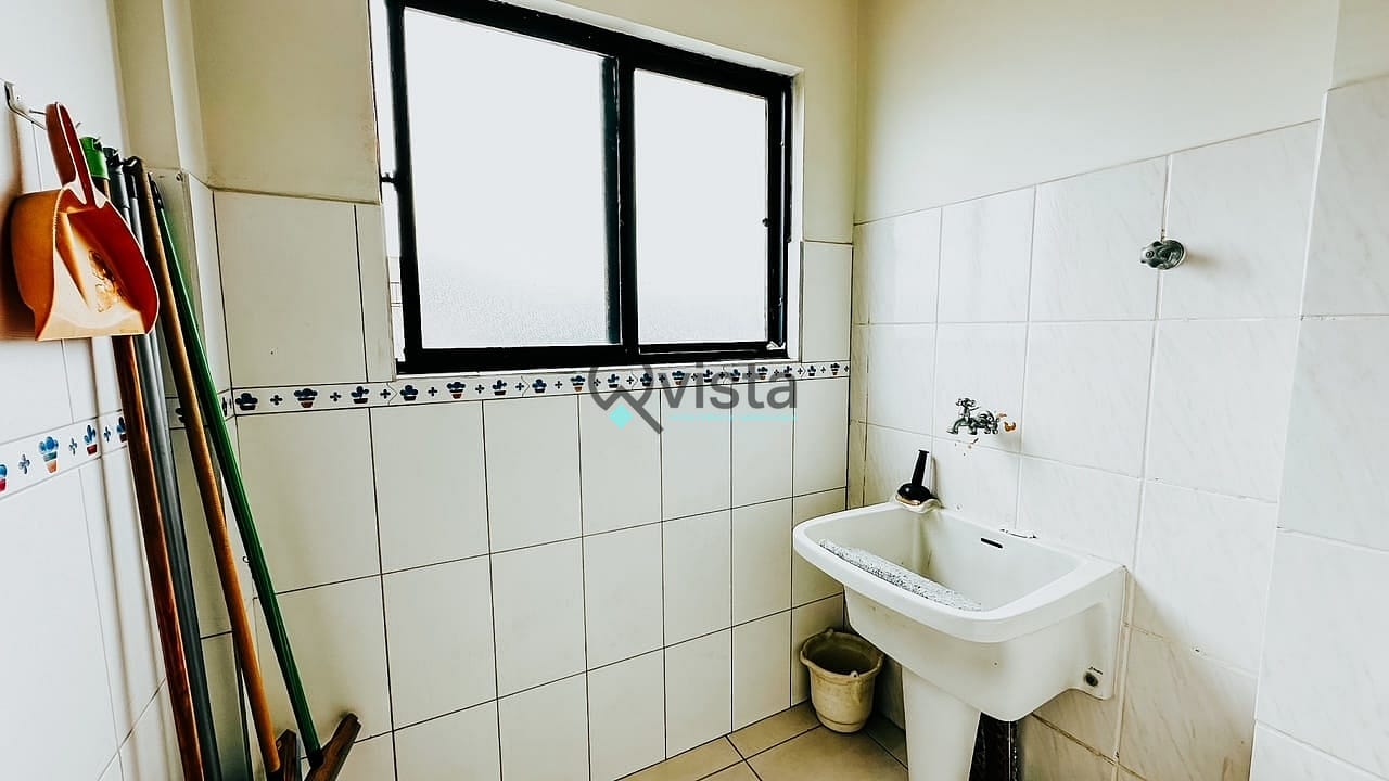 Apartamento à venda com 2 quartos, 60m² - Foto 8