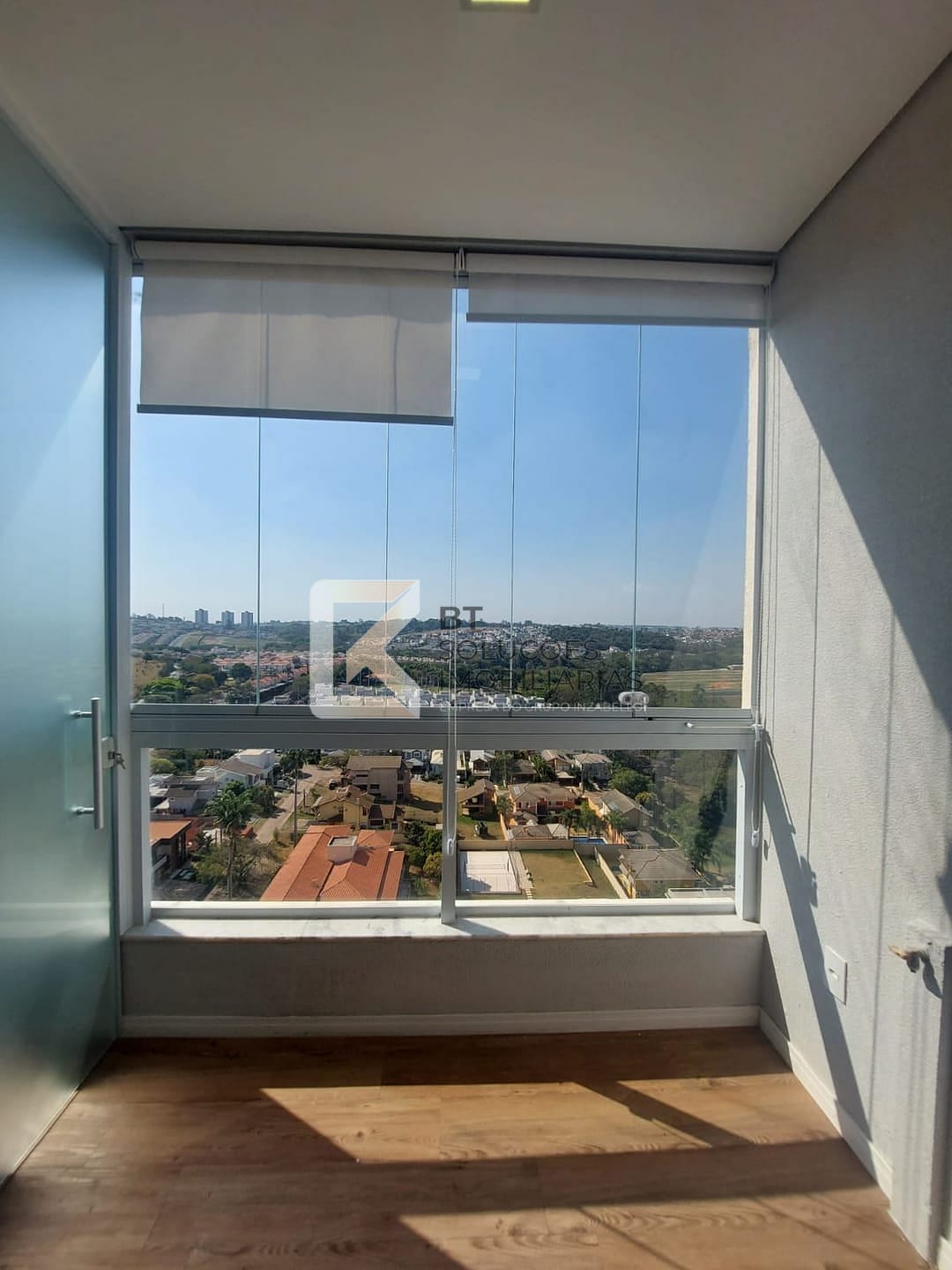 Apartamento para alugar com 2 quartos, 75m² - Foto 25