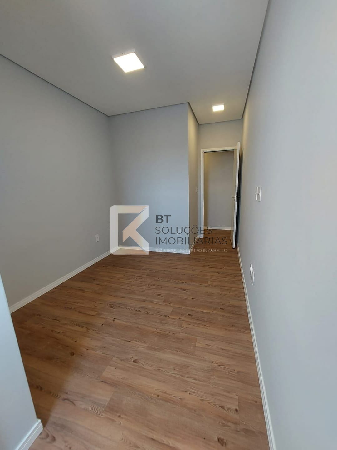 Apartamento para alugar com 2 quartos, 75m² - Foto 15