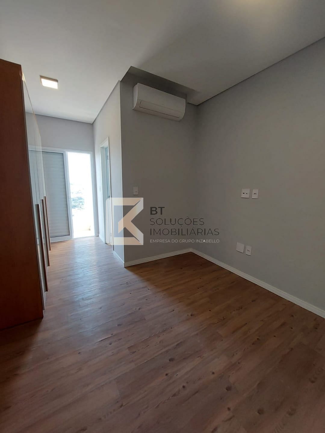 Apartamento para alugar com 2 quartos, 75m² - Foto 22