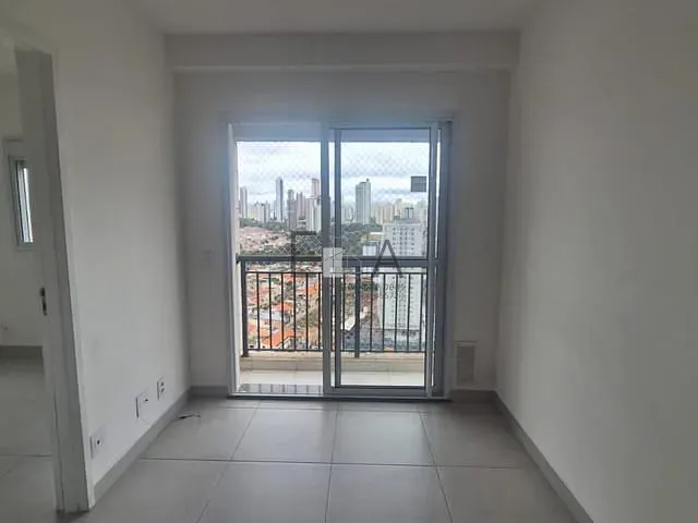 Apartamento com 38m² 2 quartos e 1 banheiro, para alugar, no bairro Vila Invernada em São Paulo