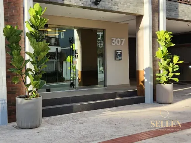 Apartamento com 290m² 4 quartos e 1 banheiro, à venda, no bairro Centro em Balneário Camboriú