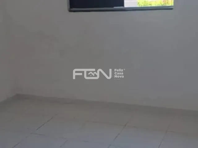 Apartamento 2 quartos e 1 banheiro, à venda, no bairro Centro em Lauro de Freitas