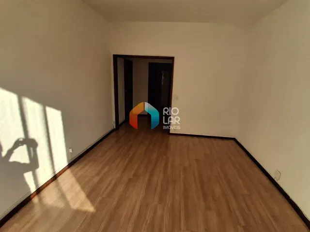 Apartamento com 87m² 2 quartos e 2 banheiros, à venda, no bairro Cosme Velho em Rio de Janeiro