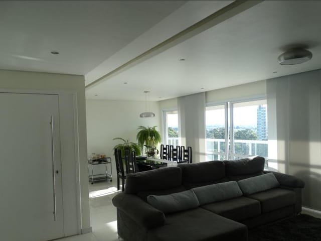 Apartamento com 240m² 4 quartos e 5 banheiros, à venda, no bairro Umuarama em Osasco