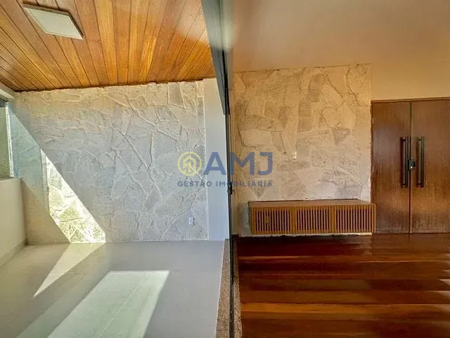 Apartamento com 266m² 3 quartos e 3 banheiros, à venda, no bairro Jardim Goiás em Goiânia