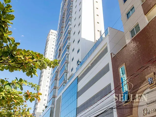 Apartamento com 290m², à venda, no bairro Centro em Balneário Camboriú