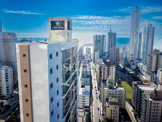 Apartamento com 290m², à venda, no bairro Centro em Balneário Camboriú