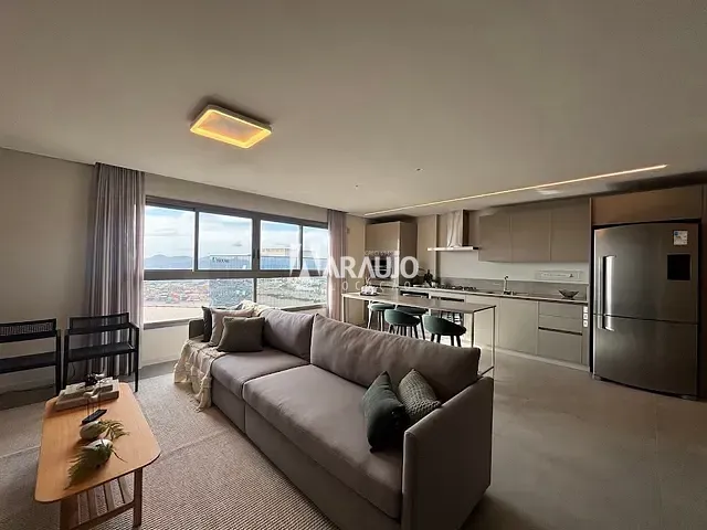 Apartamento 3 quartos e 1 banheiro, para alugar, no bairro Centro em Itajaí