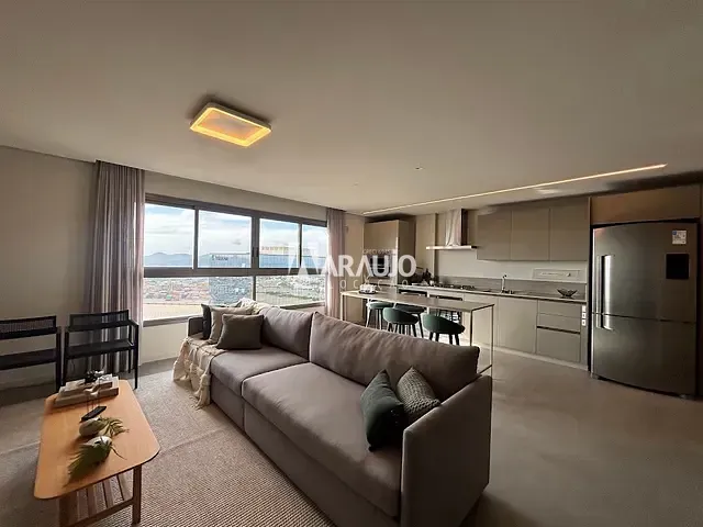 Apartamento 3 quartos e 1 banheiro, para alugar, no bairro Centro em Itajaí
