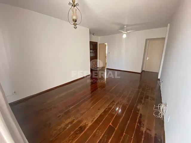Apartamento 3 quartos e 3 banheiros, para alugar, no bairro Jardim Goiás em Goiânia