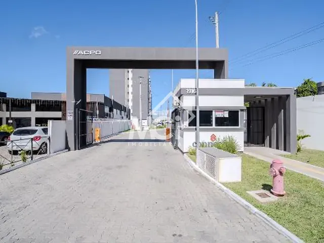 Apartamento 2 quartos e 2 banheiros, à venda, no bairro São Gonçalo em Pelotas