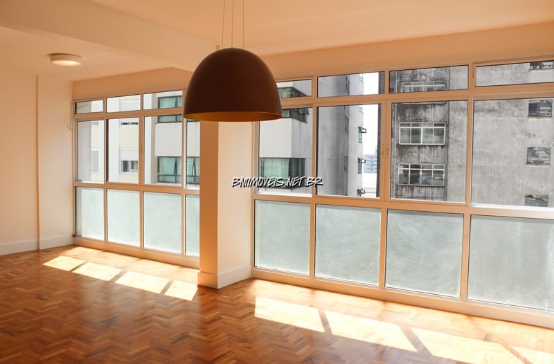 Apartamento, 3 quartos, 1377 m² - Foto 1