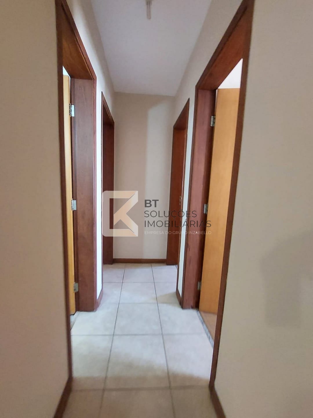 Apartamento para alugar com 3 quartos, 93m² - Foto 9