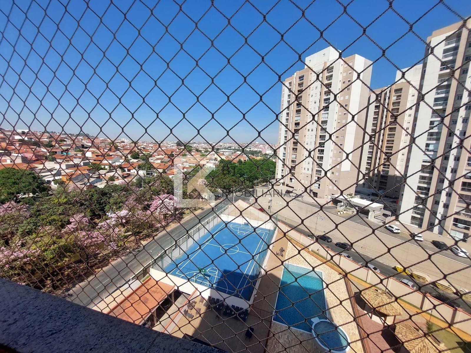 Apartamento para alugar com 3 quartos, 93m² - Foto 17